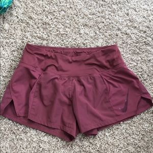 women xs nike athletic shorts